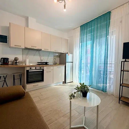 Modern With Balcony By Delta Hospitality Apartament Ofrínion