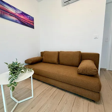 Apartament Modern With Balcony By Delta Hospitality